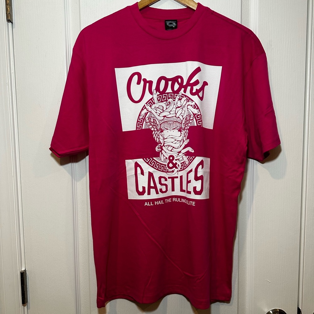 Crooks & Castles Men's Pink Graphic Tee